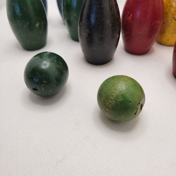Mid-Century Wooden Toy Bowling Pin and Ball Set 1950s Rainbow - Picture 7 of 12
